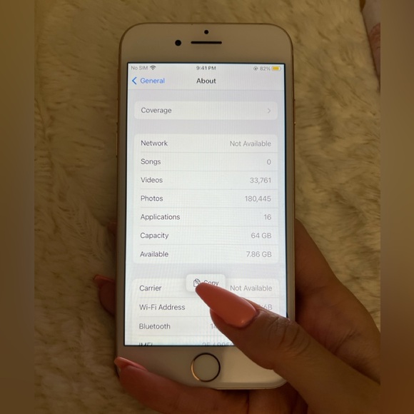 Gold iPhone 8 64GB Unlocked - Picture 9 of 14